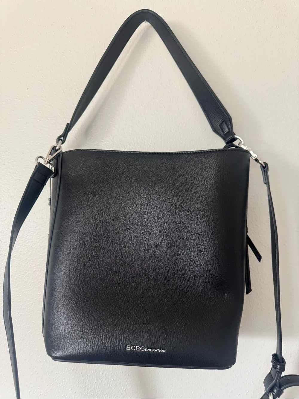 BCBGeneration Bucket Bag - Picture 1 of 6